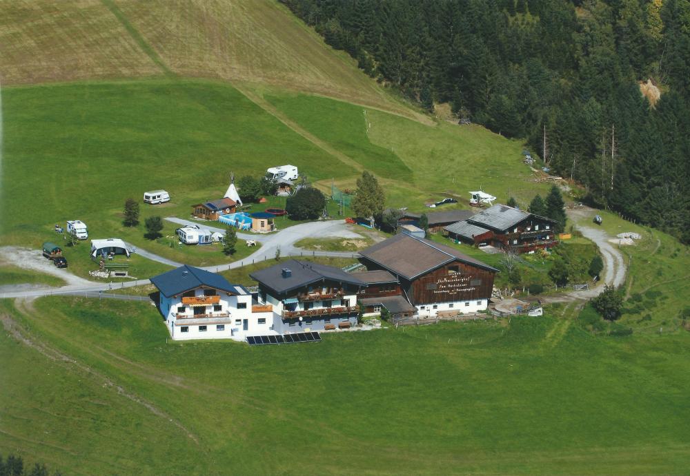 Oberhasenberghof mit Wohn-/Bauernhaus und Stall