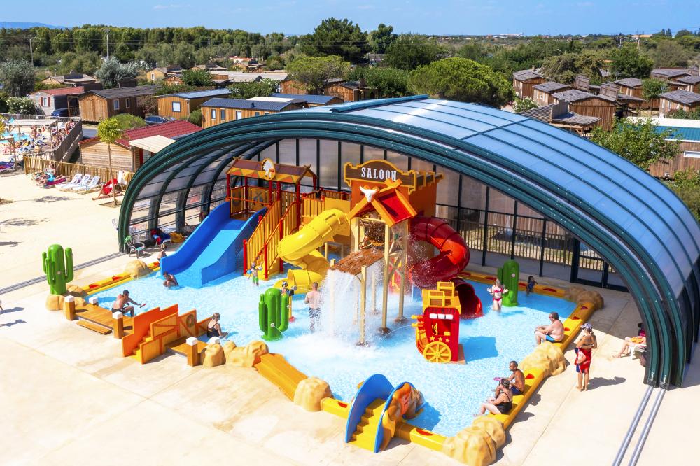 Camping-Capfun Las Bousigues Languedoc Ueberdachter-Pool