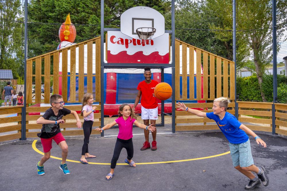 Camping-Capfun Longchamp Bretagne Basketball